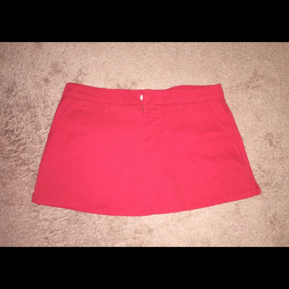 Hurley red skater skirt